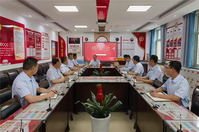 1718332694125938.jpeg 装置队班前会.jpg